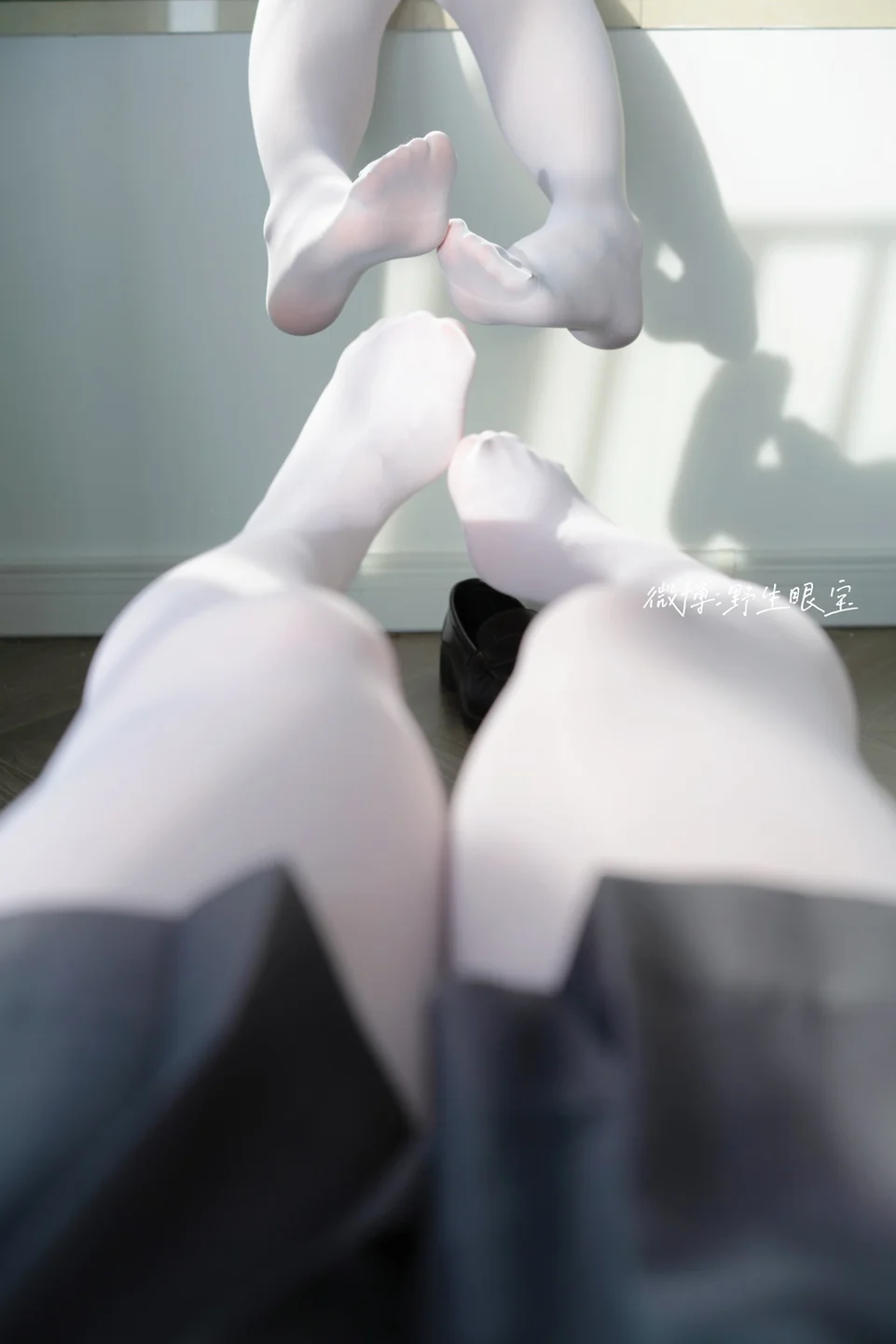 眼酱大魔王w - [Fantia]2024年12月订阅 [39P,1V-25MB] tg@simisebaisi 【丝足阁】030.webp